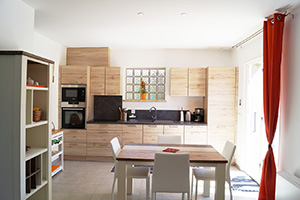 The kitchen of the apartment: 'The Pyrenees'
